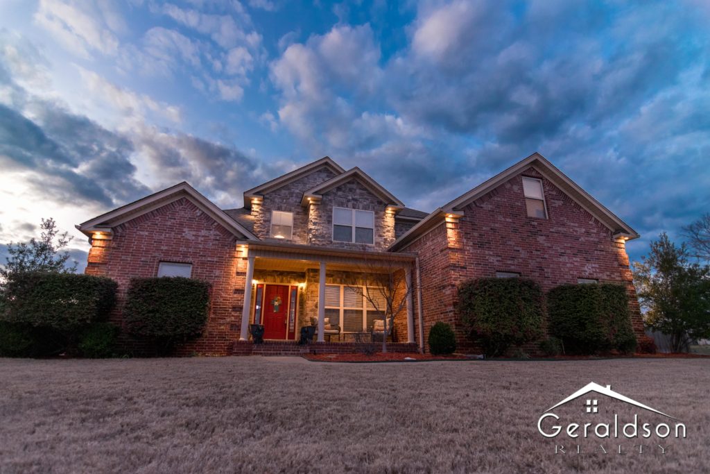 Geraldson Realty | Listing Photos