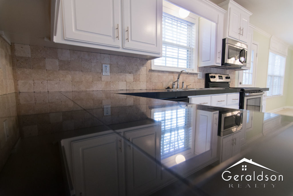 Geraldson Realty | Listing Photos